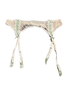 90s European Vintage Presence Lace Garter Belt with Mint Ribbon (Ivory) Size M/L